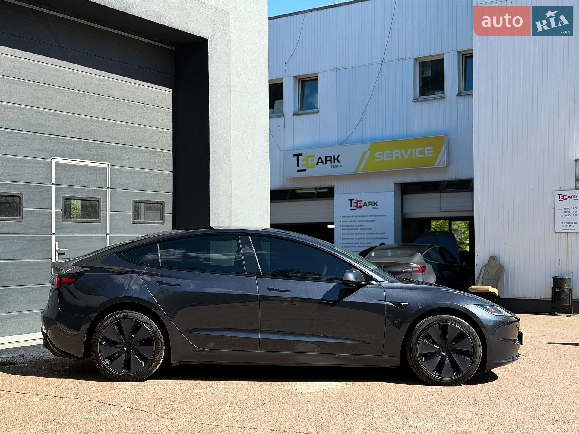 2024 Tesla Model 3 - мініатюра 11