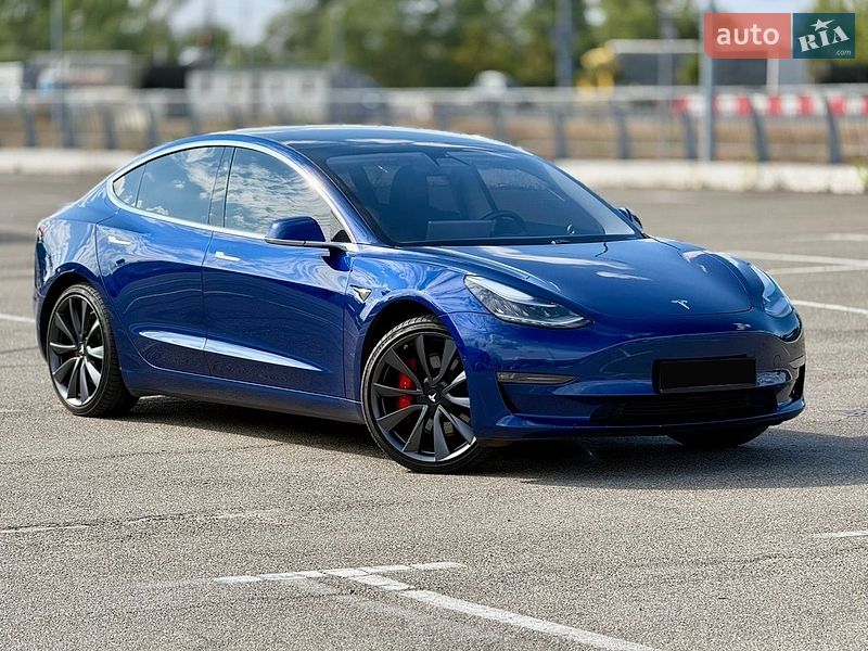 Tesla Model 3 2019