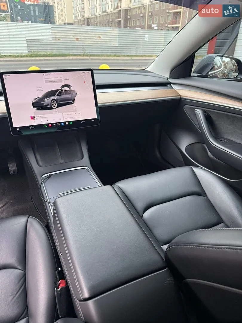 2022 Tesla Model 3 - мініатюра 11