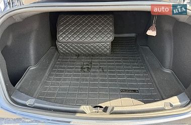Седан Tesla Model 3 2020 в Киеве