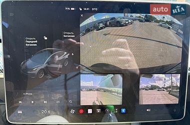 Седан Tesla Model 3 2020 в Киеве