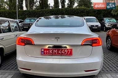 Седан Tesla Model 3 2022 в Києві