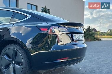 Седан Tesla Model 3 2019 в Луцьку
