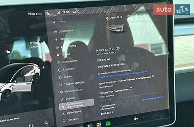 Седан Tesla Model 3 2019 в Луцьку