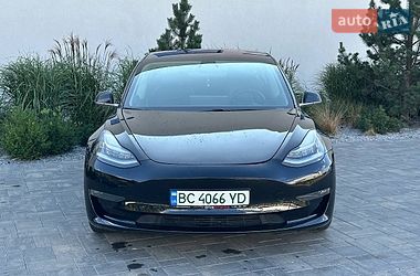Седан Tesla Model 3 2019 в Луцьку