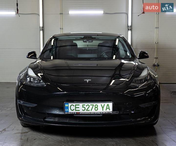 Tesla Model 3 2022