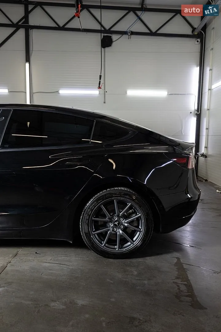 2022 Tesla Model 3 - мініатюра 10