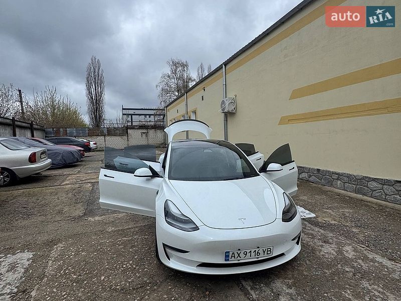Седан Tesla Model 3 2023 в Харкові фото 5 Седан Tesla Model 3 2023 в Харкові