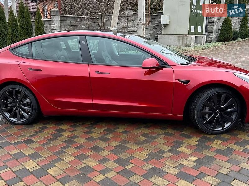Седан Tesla Model 3 2019 в Ивано-Франковске