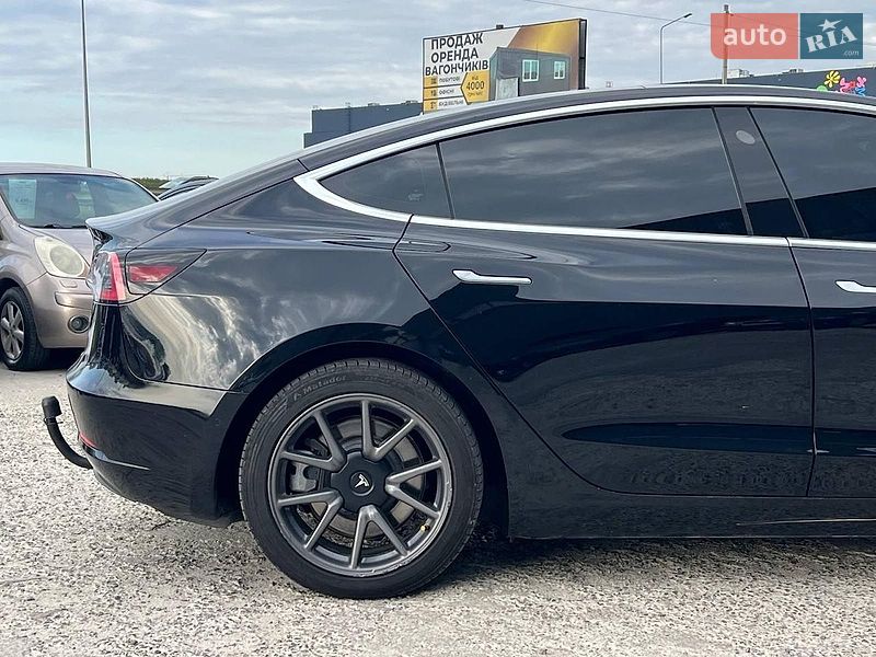 Седан Tesla Model 3 2020 в Львове фото 8 Седан Tesla Model 3 2020 в Львове