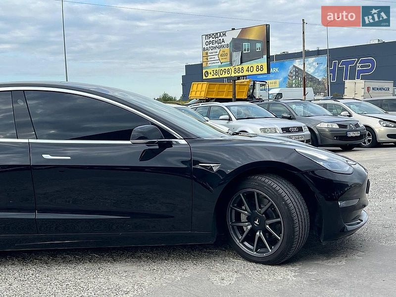 Седан Tesla Model 3 2020 в Львове фото 10 Седан Tesla Model 3 2020 в Львове