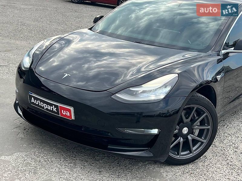 Седан Tesla Model 3 2020 в Львове фото 14 Седан Tesla Model 3 2020 в Львове