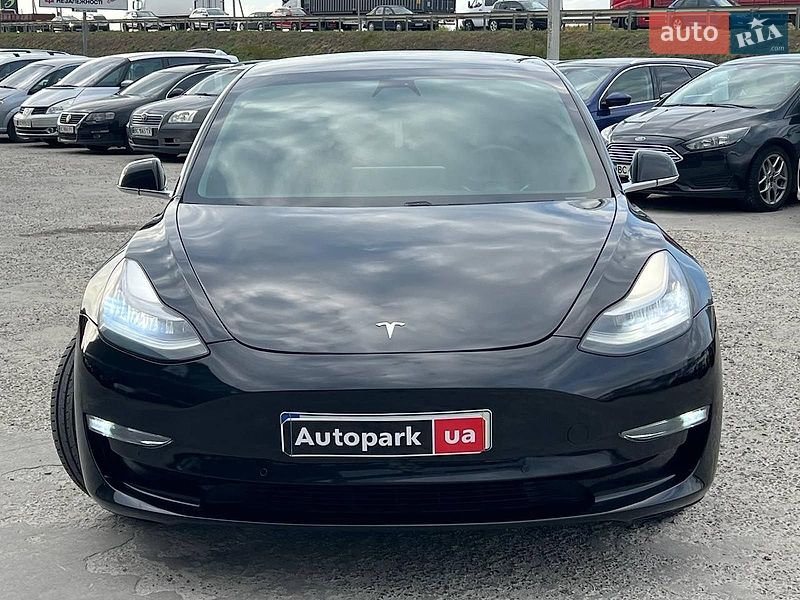 Седан Tesla Model 3 2020 в Львове фото 13 Седан Tesla Model 3 2020 в Львове