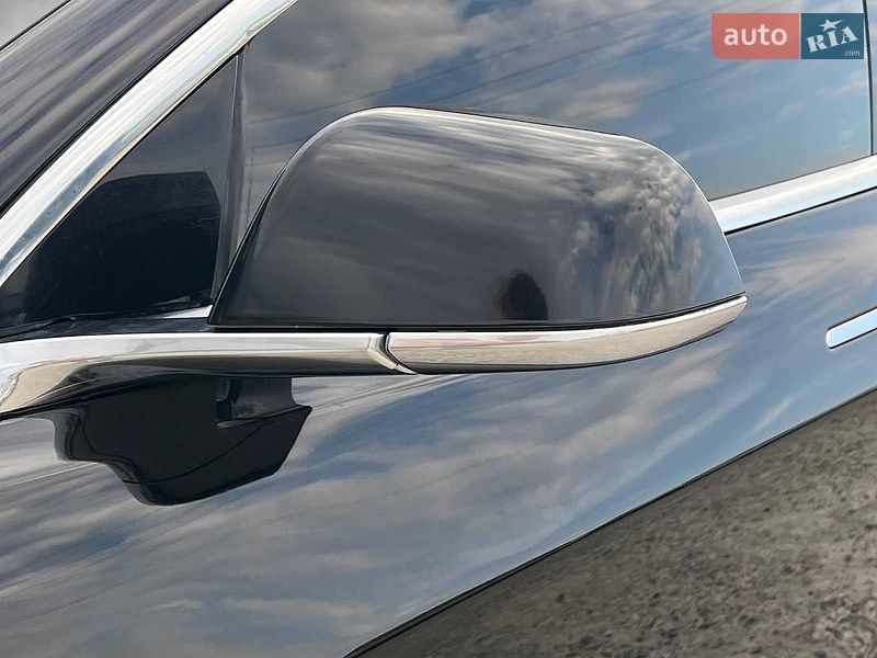 Седан Tesla Model 3 2020 в Львове фото 15 Седан Tesla Model 3 2020 в Львове