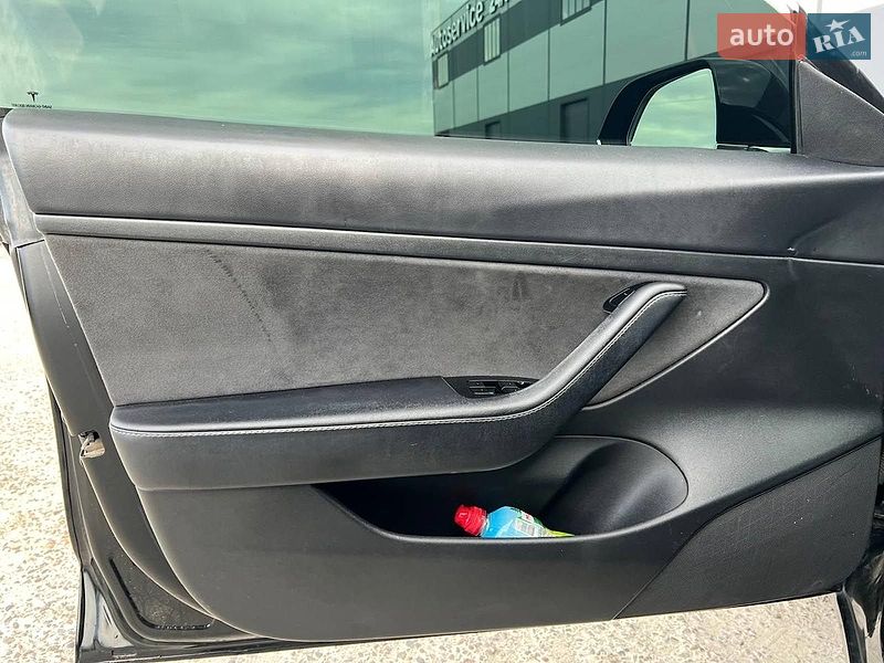Седан Tesla Model 3 2020 в Львове фото 18 Седан Tesla Model 3 2020 в Львове