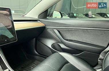 Седан Tesla Model 3 2020 в Львове фото 30 Седан Tesla Model 3 2020 в Львове