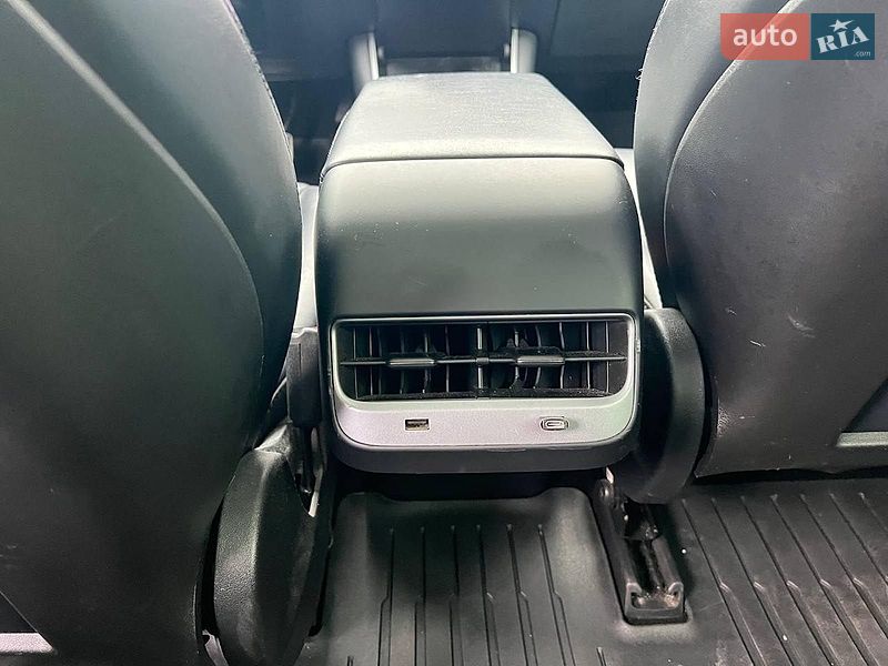 Седан Tesla Model 3 2020 в Львове фото 38 Седан Tesla Model 3 2020 в Львове