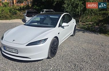 Седан Tesla Model 3 2024 в Тернополе