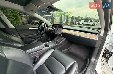 Седан Tesla Model 3 2021 в Кропивницькому