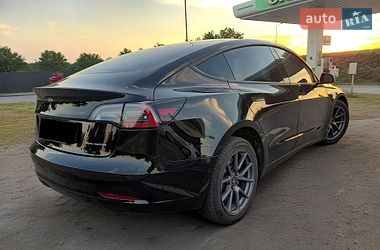 Седан Tesla Model 3 2021 в Дніпрі