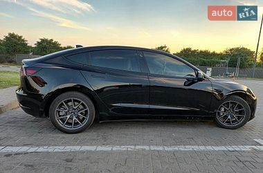Седан Tesla Model 3 2021 в Дніпрі