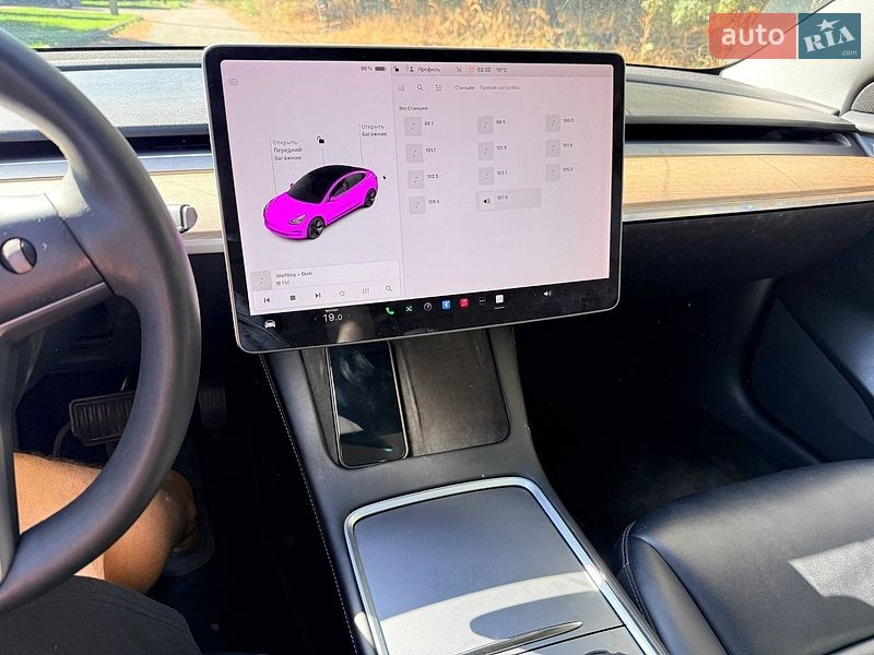Седан Tesla Model 3 2021 в Вышгороде
