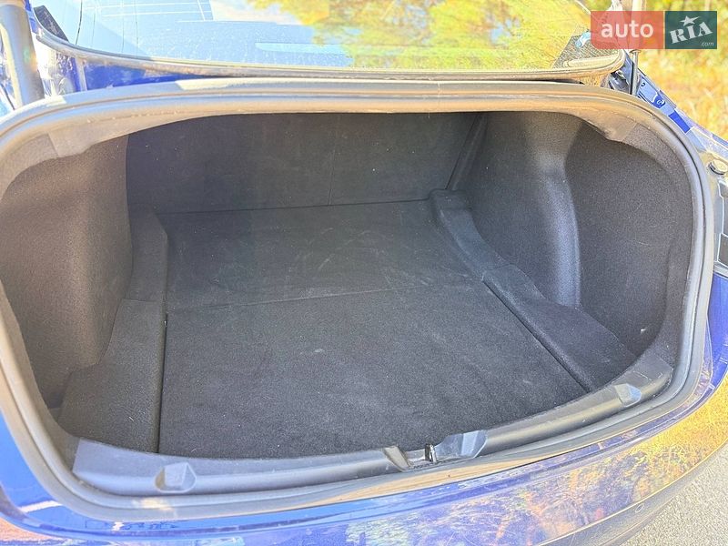 Седан Tesla Model 3 2021 в Вышгороде