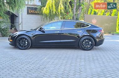 Седан Tesla Model 3 2018 в Кам'янець-Подільському