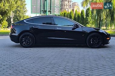 Седан Tesla Model 3 2018 в Кам'янець-Подільському