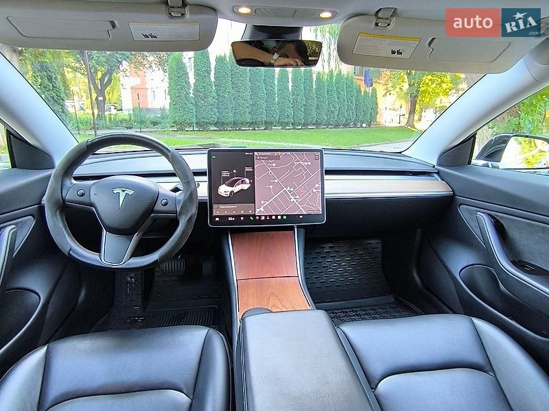 Седан Tesla Model 3 2018 в Кам'янець-Подільському