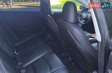 Седан Tesla Model 3 2018 в Кам'янець-Подільському