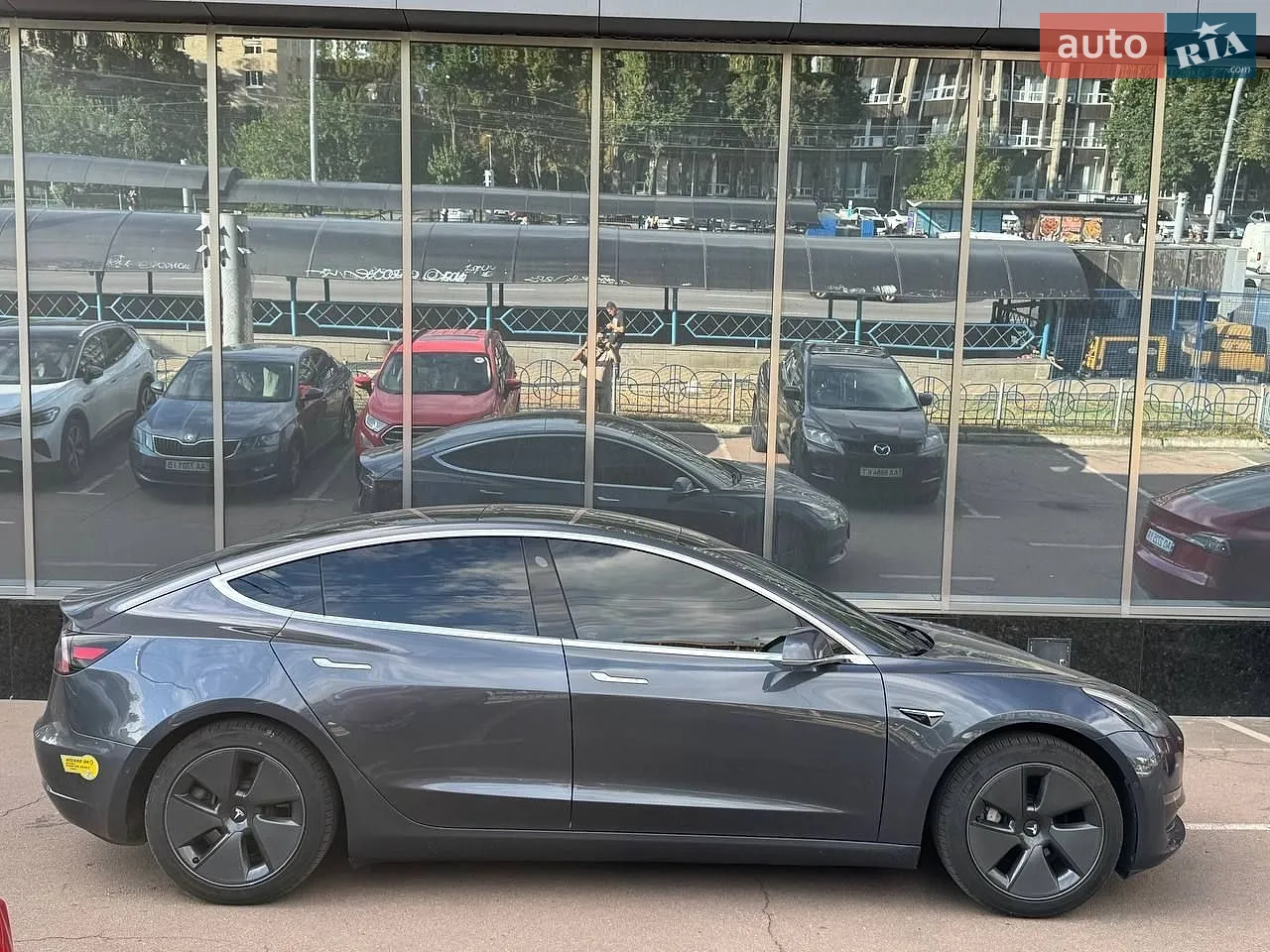 2020 Tesla Model 3 - мініатюра 10