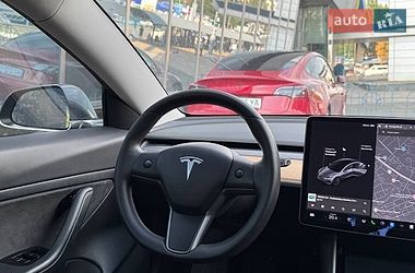 Седан Tesla Model 3 2020 в Киеве фото 18 Седан Tesla Model 3 2020 в Киеве