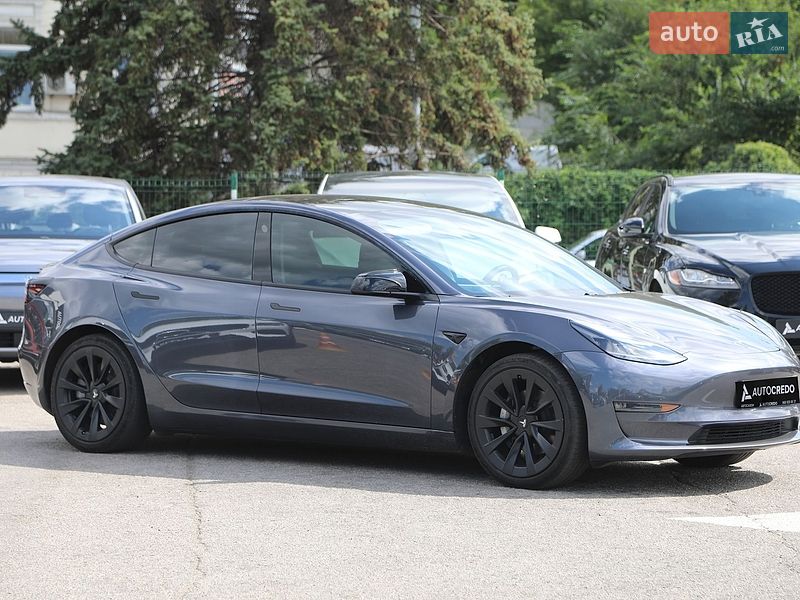 Седан Tesla Model 3 2021 в Харькове