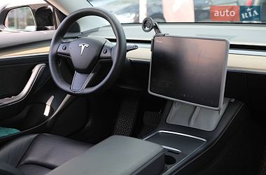 Седан Tesla Model 3 2021 в Харькове