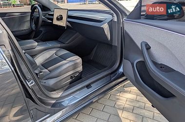 Седан Tesla Model 3 2025 в Коломые