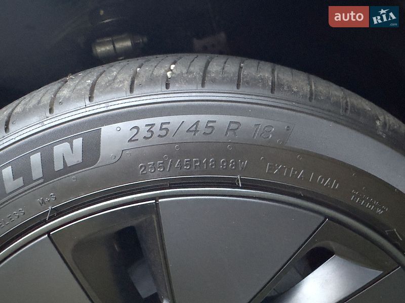 Седан Tesla Model 3 2024 в Жмеринке фото 11 Седан Tesla Model 3 2024 в Жмеринке