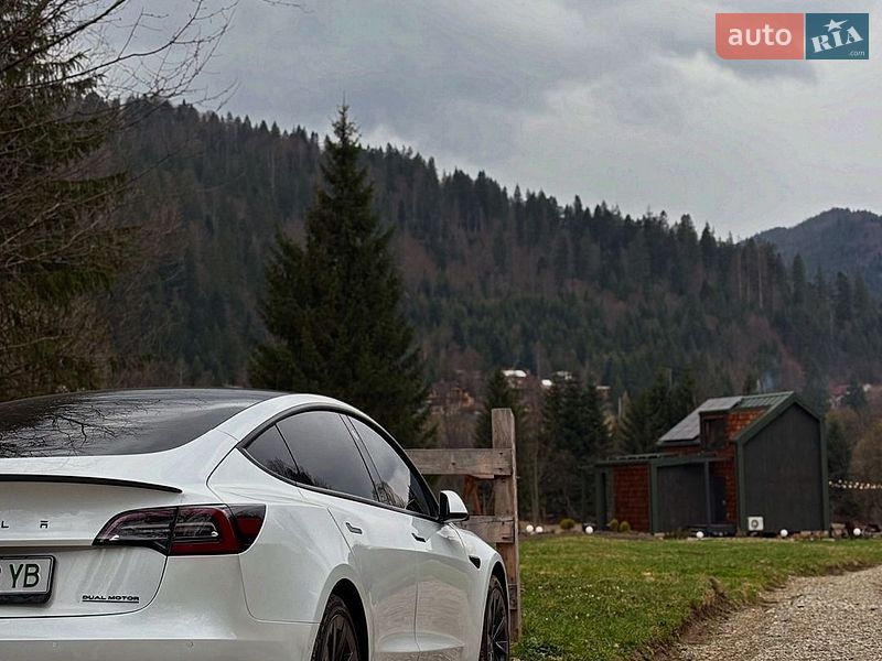 Седан Tesla Model 3 2020 в Львове фото 2 Седан Tesla Model 3 2020 в Львове