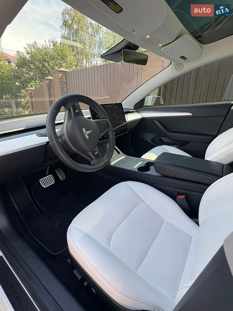 2020 Tesla Model 3 - мініатюра 9