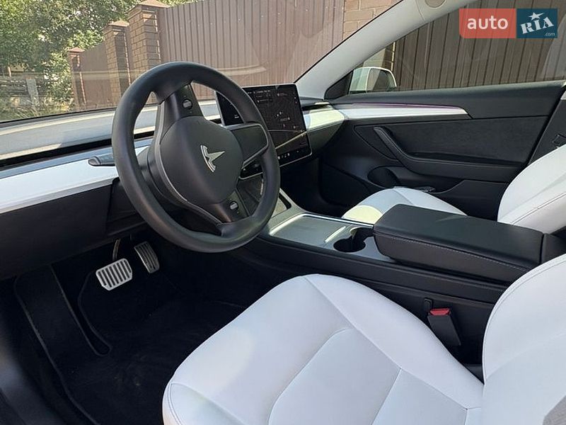 Седан Tesla Model 3 2020 в Львове фото 9 Седан Tesla Model 3 2020 в Львове