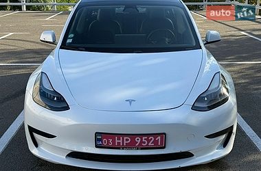 Седан Tesla Model 3 2021 в Киеве фото 2 Седан Tesla Model 3 2021 в Киеве