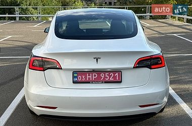 Седан Tesla Model 3 2021 в Киеве фото 5 Седан Tesla Model 3 2021 в Киеве