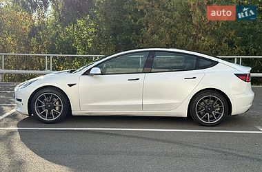 Седан Tesla Model 3 2021 в Киеве фото 7 Седан Tesla Model 3 2021 в Киеве