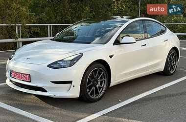 Седан Tesla Model 3 2021 в Киеве фото 8 Седан Tesla Model 3 2021 в Киеве