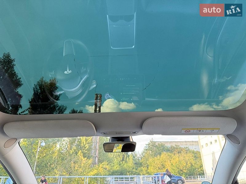 Седан Tesla Model 3 2021 в Киеве фото 13 Седан Tesla Model 3 2021 в Киеве