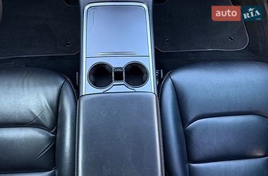 Седан Tesla Model 3 2021 в Киеве фото 15 Седан Tesla Model 3 2021 в Киеве