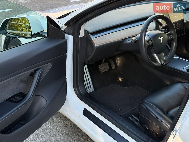 Седан Tesla Model 3 2021 в Киеве фото 18 Седан Tesla Model 3 2021 в Киеве