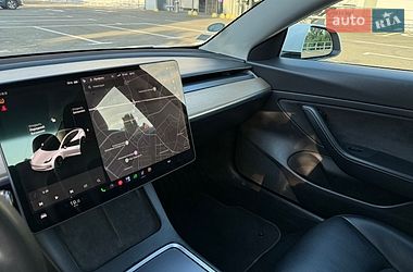 Седан Tesla Model 3 2021 в Киеве фото 31 Седан Tesla Model 3 2021 в Киеве