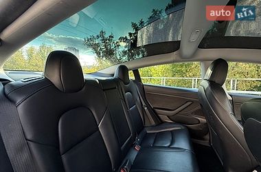 Седан Tesla Model 3 2021 в Киеве фото 40 Седан Tesla Model 3 2021 в Киеве