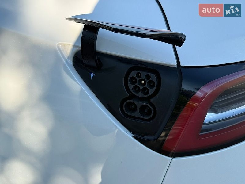 Седан Tesla Model 3 2021 в Киеве фото 50 Седан Tesla Model 3 2021 в Киеве